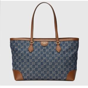 GUCCI
Ophidia GG medium tote